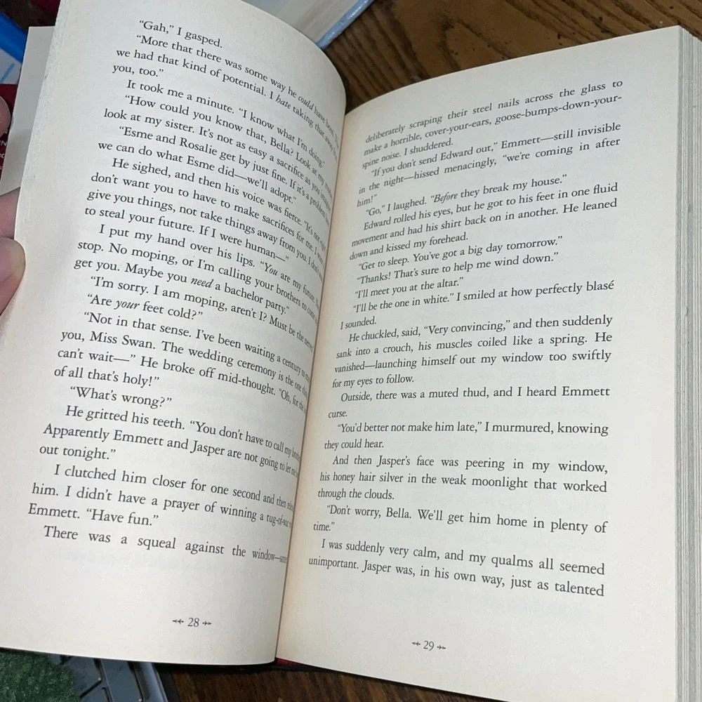 Breaking‎ Dawn Hardcover 1st Edition 1st Printing Twilight Saga Stephenie Meyer